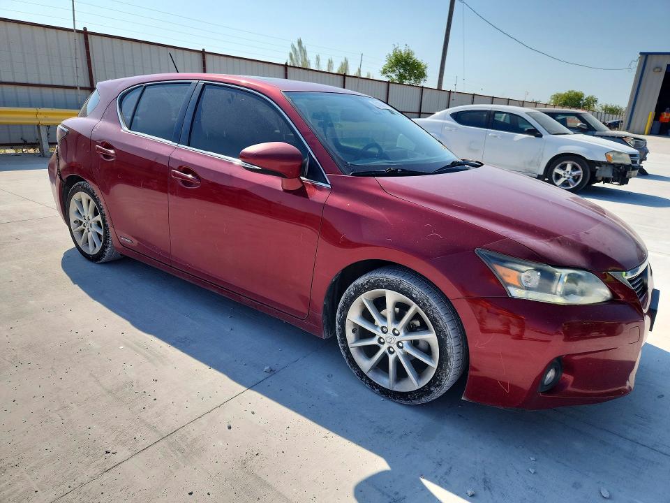 Photo 4 from auction – 2011 LEXUS CT with VIN JTHKD5BH8B2040068