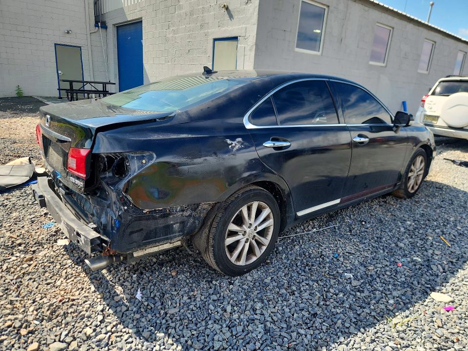 Photo 3 from auction – 2010 LEXUS ES with VIN JTHBK1EG0A2401664