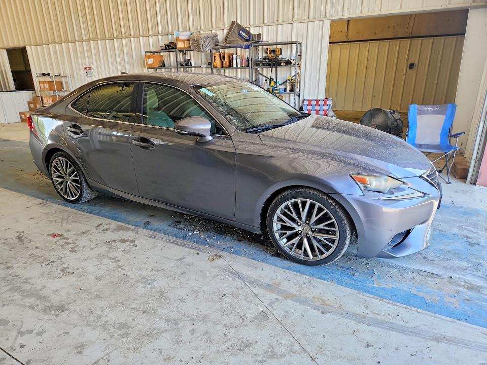 Photo 4 from auction – 2014 LEXUS IS with VIN JTHBF1D29E5019860