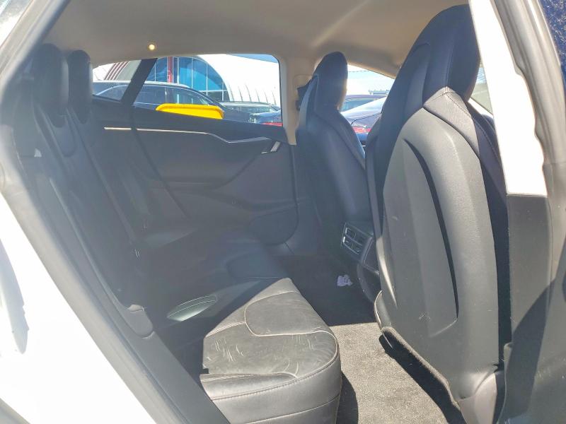 Photo 10 from auction – 2015 TESLA MODEL S with VIN 5YJSA1S27FF088047