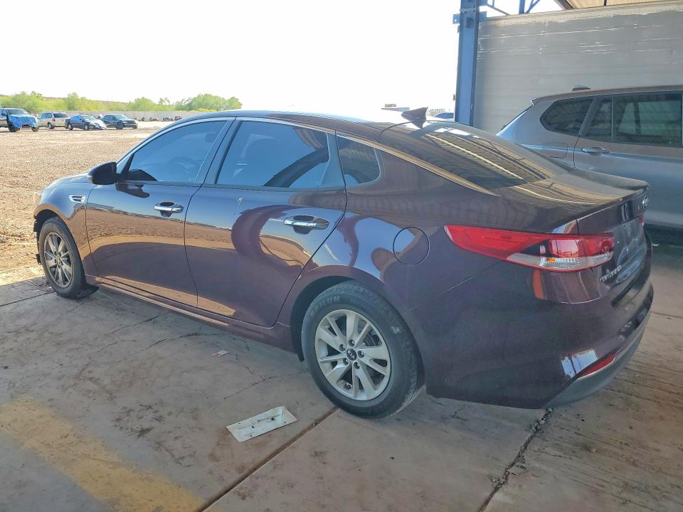 Photo 2 from auction – 2018 KIA OPTIMA with VIN 5XXGT4L38JG208078