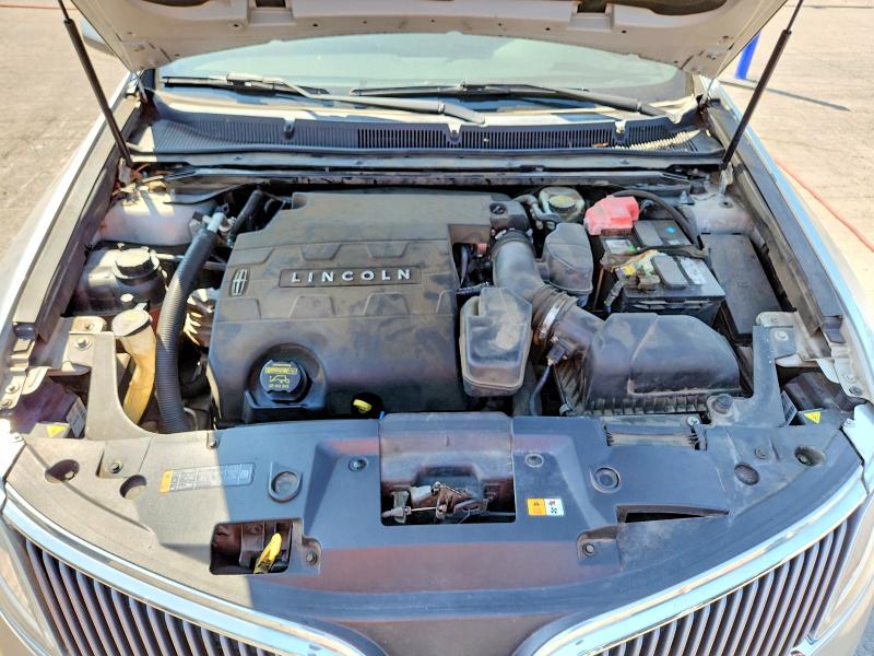 Zdjęcie 11 z aukcji – 2013 LINCOLN MKS z VIN 1LNHL9DK1DG618673