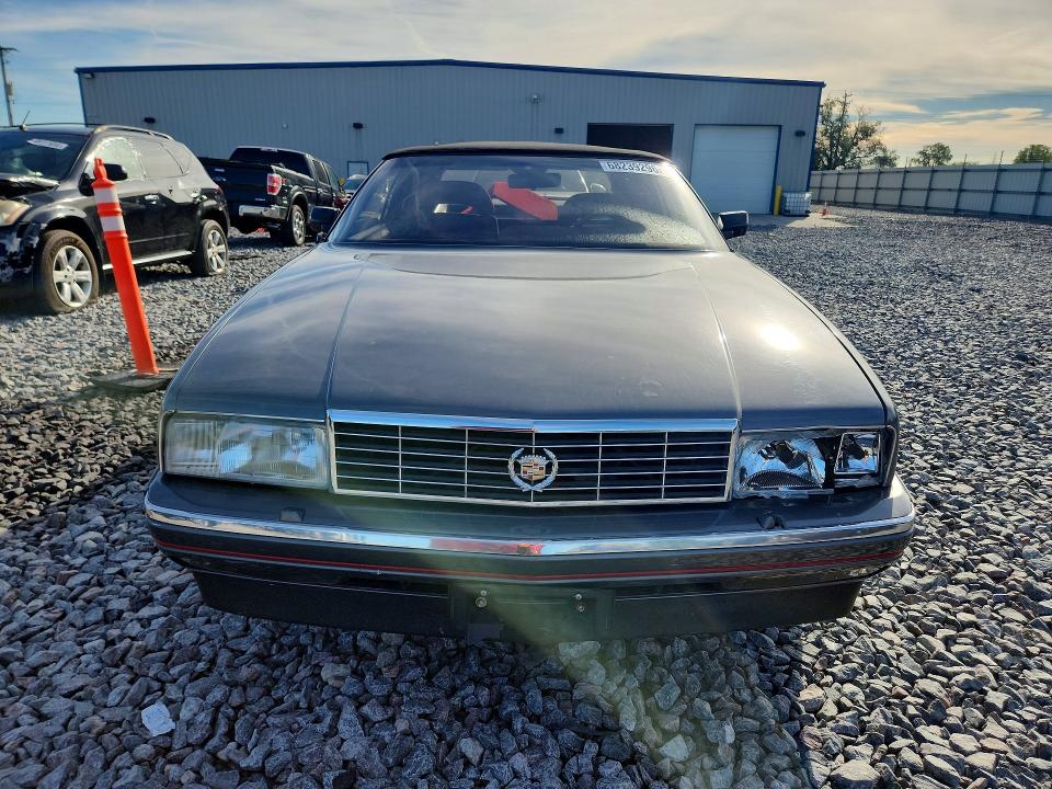 Снимка 5 от търг – 1988 CADILLAC ALLANTE с VIN 1G6VR3171JU101120