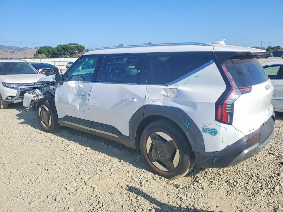 Zdjęcie 2 z aukcji – 2025 KIA EV9 z VIN 5XYAFFS54SG001535