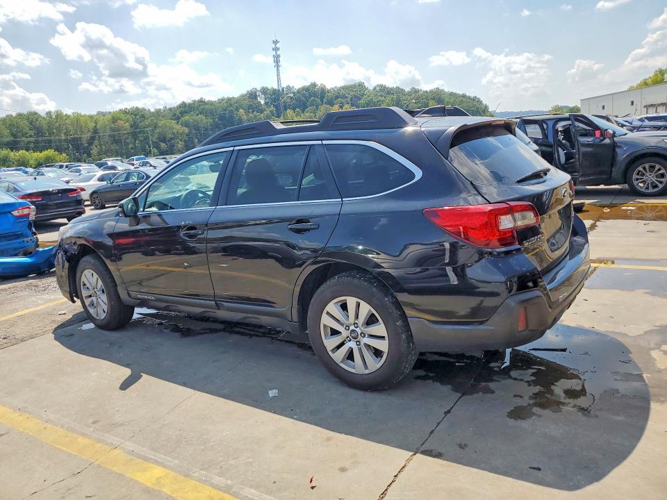 Photo 2 from auction – 2019 SUBARU OUTBACK with VIN 4S4BSAFC0K3267193