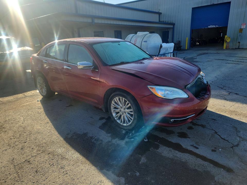 Foto 4 de la subasta – 2011 CHRYSLER 200 con VIN 1C3BC2FGXBN600082