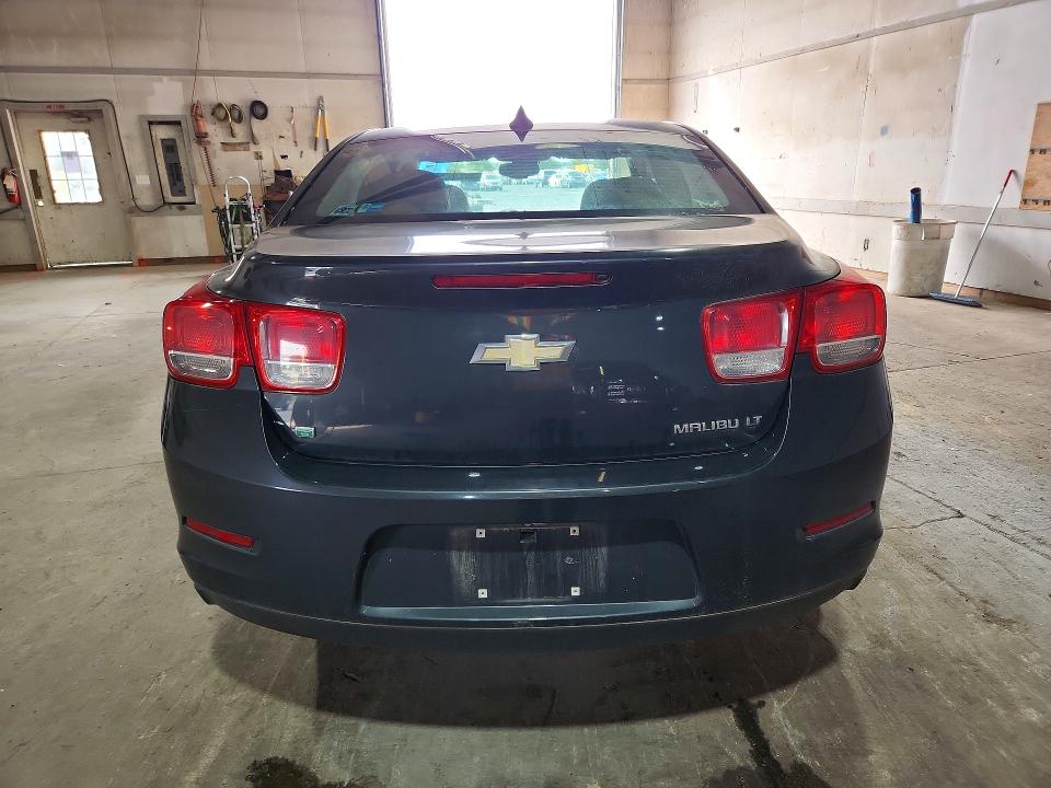 Photo 6 from auction – 2015 CHEVROLET MALIBU with VIN 1G11C5SLXFF285434