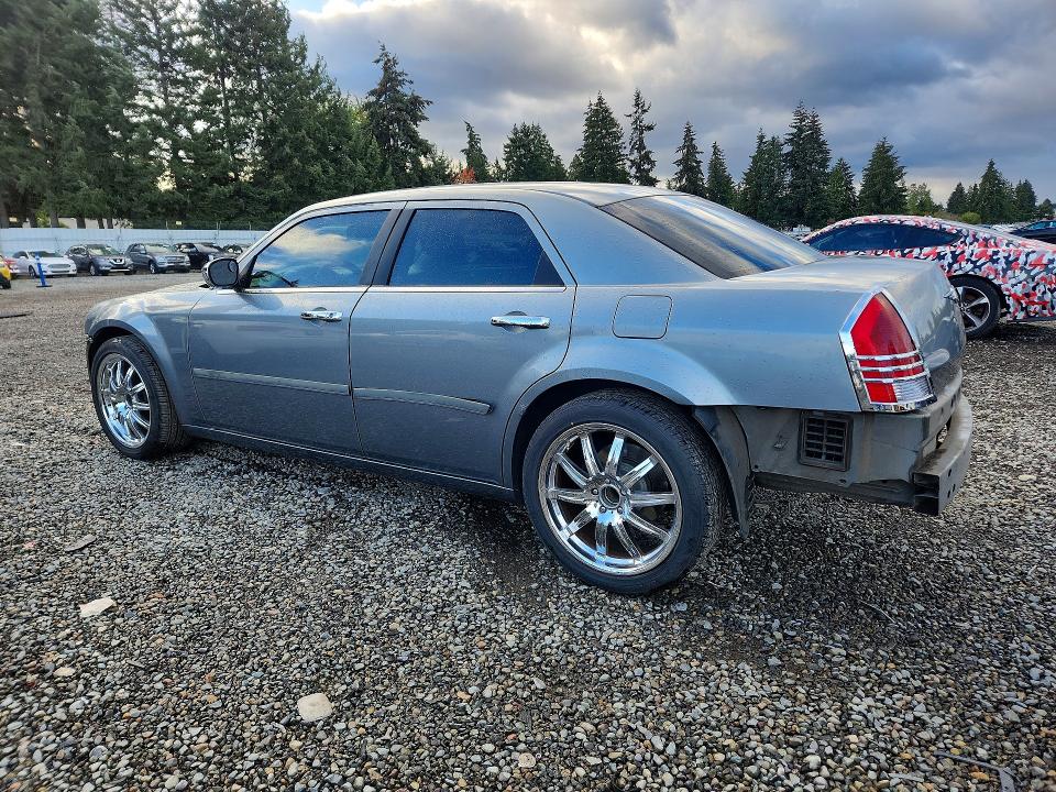 Фото 2 с аукциона – 2006 CHRYSLER 300 с VIN 2C3LA43R96H480897