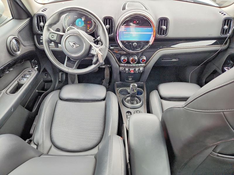 Photo 8 from auction – 2022 MINI COOPER with VIN WMZ83BR07N3N98795