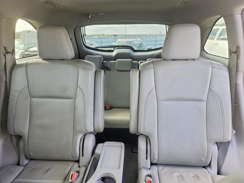 Photo 10 from auction – 2014 TOYOTA HIGHLANDER with VIN 5TDYKRFH1ES034239