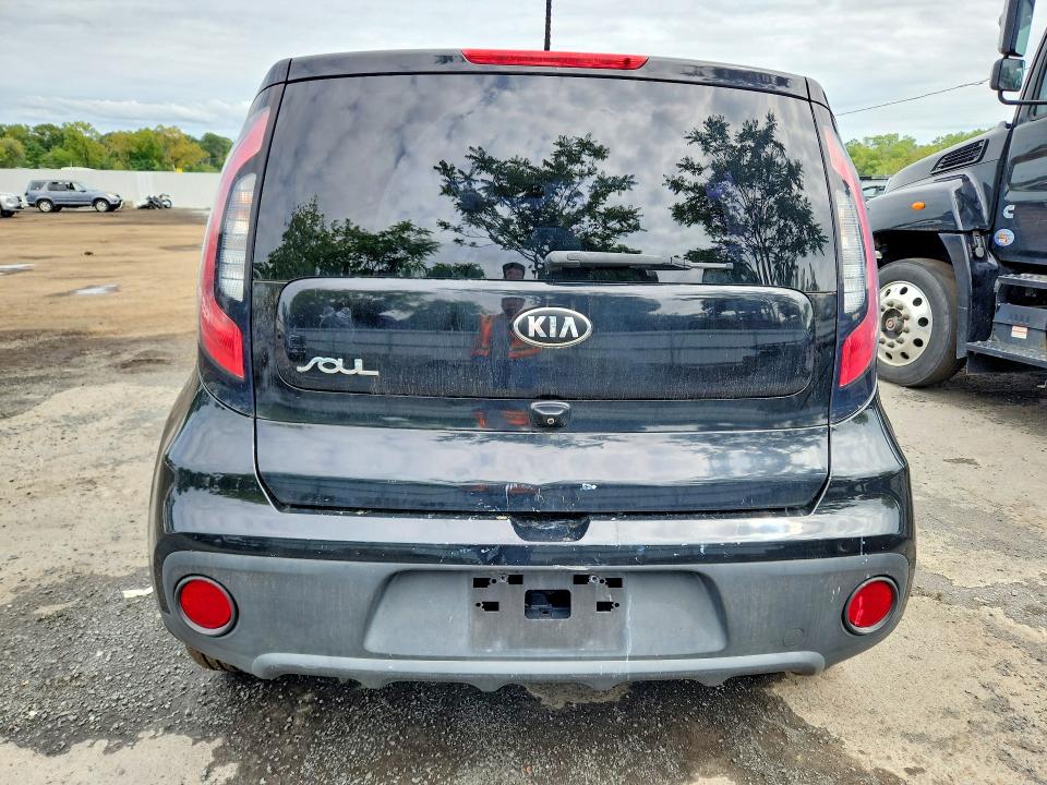 Photo 6 from auction – 2017 KIA SOUL with VIN KNDJN2A23H7468955