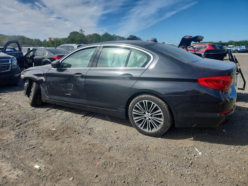 Foto 2 de la subasta – 2019 BMW 540 con VIN WBAJE7C57KG893202