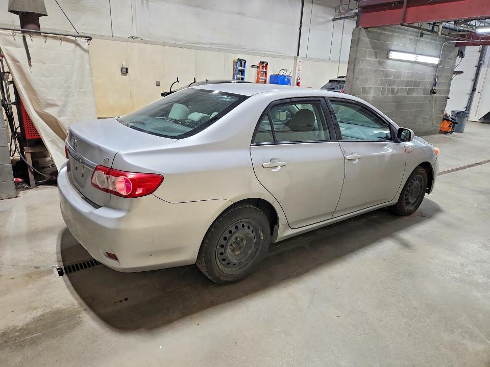 Photo 3 from auction – 2012 TOYOTA COROLLA with VIN 2T1BU4EE5CC797512