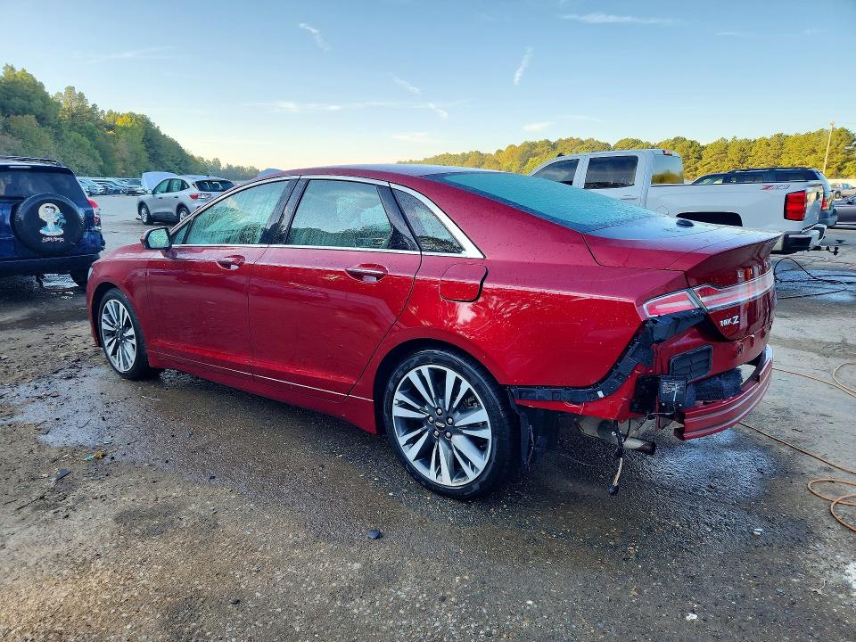Photo 2 from auction – 2019 LINCOLN MKZ with VIN 3LN6L5E99KR605283