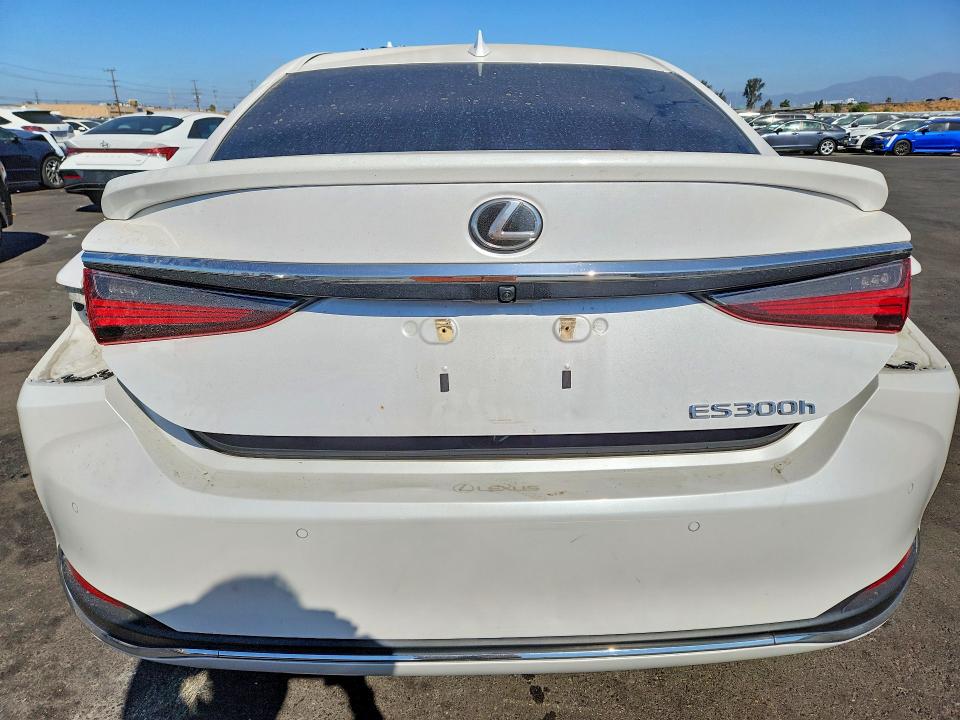 صورة رقم 6 من المزاد - 2023 LEXUS ES 300H مع VIN 58ADA1C14PU029582