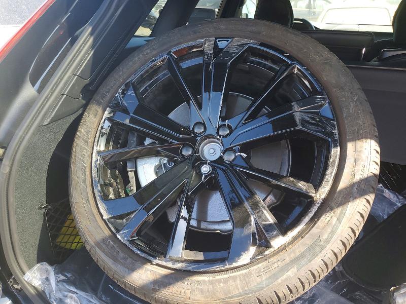 Фото 13 с аукциона – 2025 VOLVO XC60 с VIN YV4H60RD6S1034431