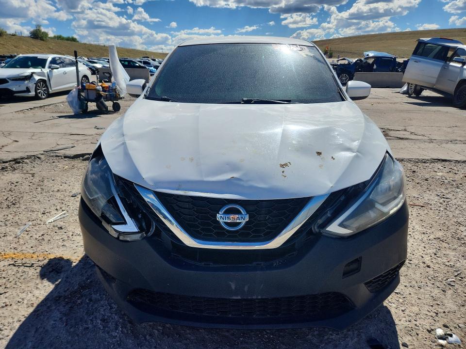 Photo 5 from auction – 2016 NISSAN SENTRA with VIN 3N1AB7AP3GY249270