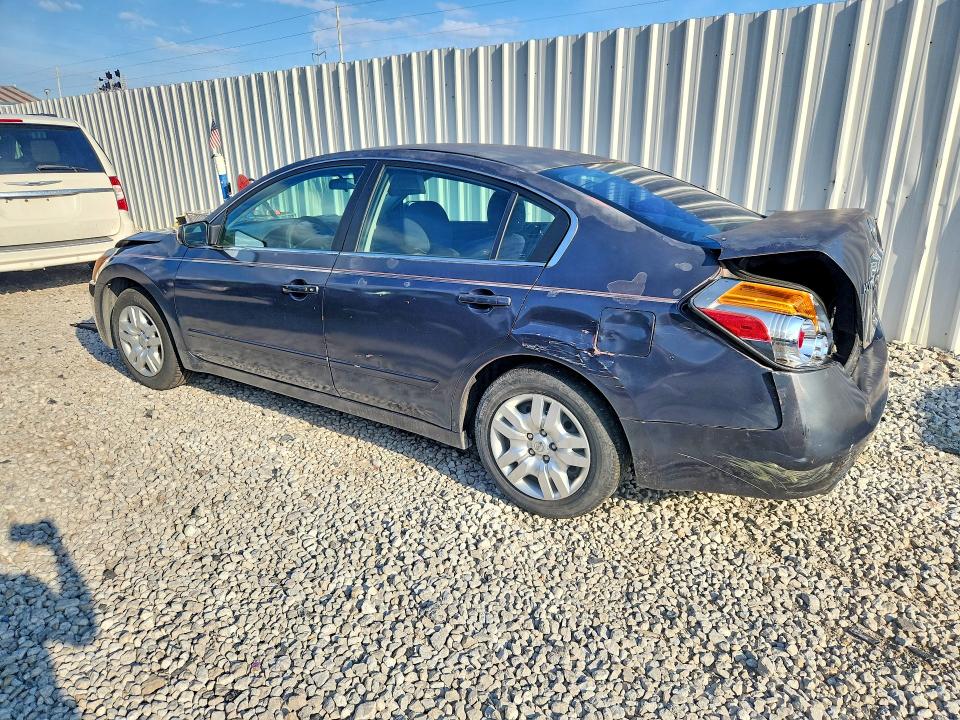 Photo 2 from auction – 2011 NISSAN ALTIMA with VIN 1N4AL2AP7BN512563