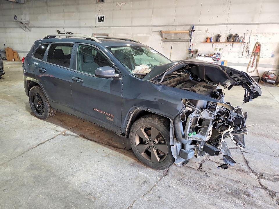Photo 4 from auction – 2016 JEEP CHEROKEE with VIN 1C4PJMCS4GW305539
