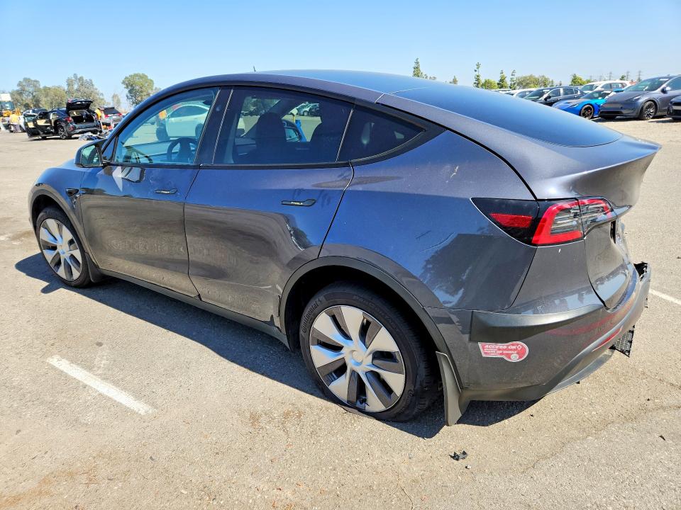 Фото 2 с аукциона – 2023 TESLA MODEL Y с VIN 7SAYGDEE0PF924608