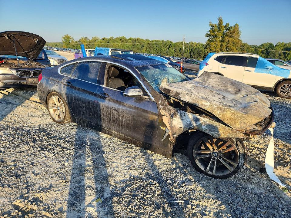 Zdjęcie 4 z aukcji – 2019 BMW 430I z VIN WBA4J1C51KBM12217