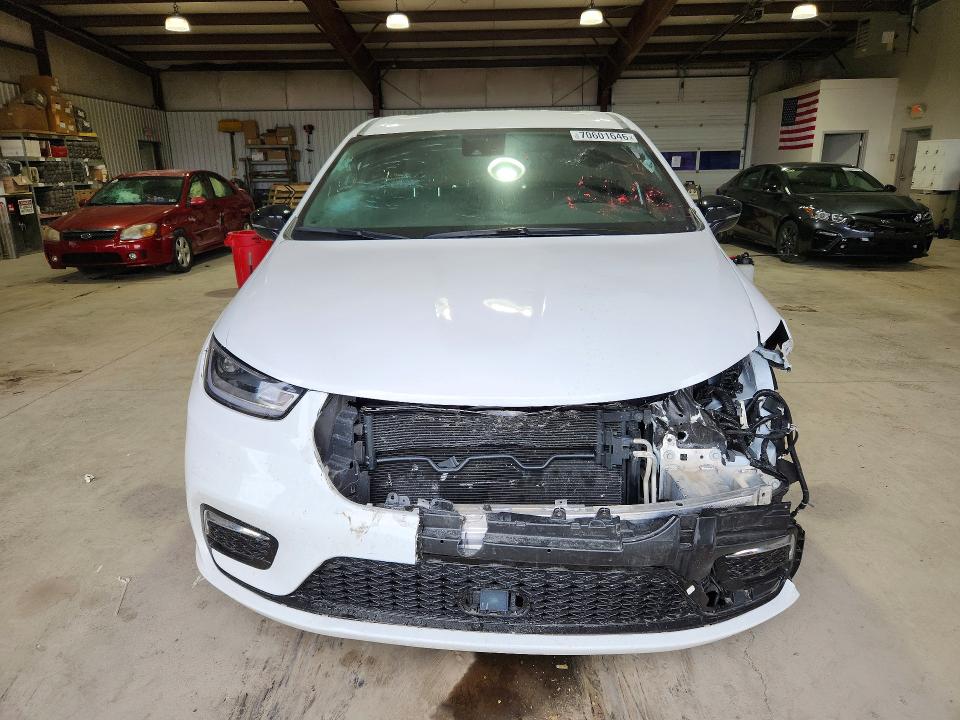 Photo 5 from auction – 2026 CHRYSLER PACIFICA with VIN 2C4RC1BG0TR191198