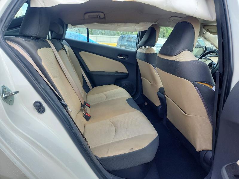 Photo 10 from auction – 2017 TOYOTA PRIUS with VIN JTDKARFU1H3042286