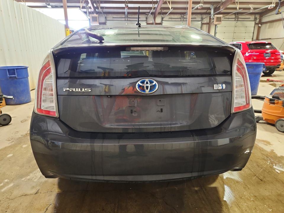 Photo 6 from auction – 2014 TOYOTA PRIUS with VIN JTDKN3DU0E1786702