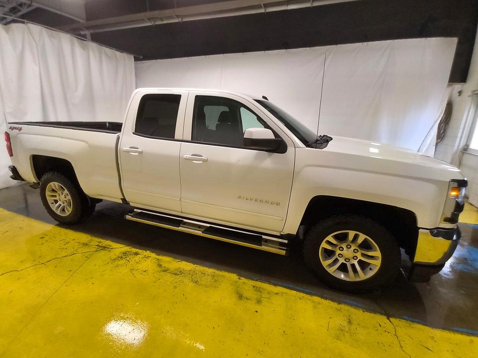 Photo 4 from auction – 2017 CHEVROLET SILVERADO with VIN 1GCVKREC5HZ255144