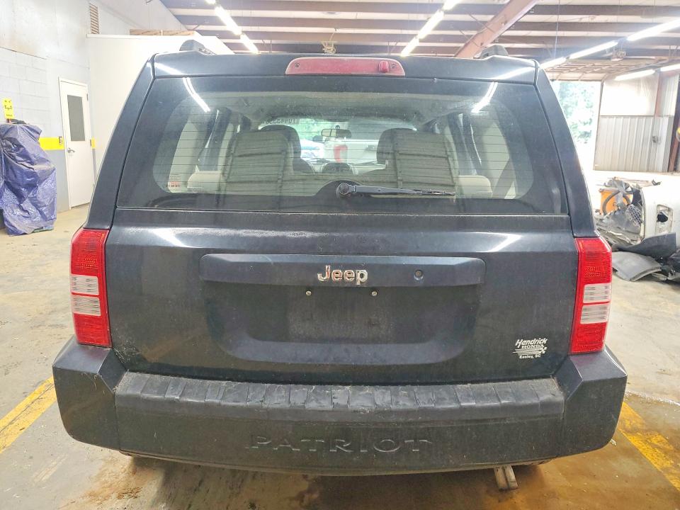 Zdjęcie 6 z aukcji – 2010 JEEP PATRIOT z VIN 1J4NT2GA3AD502660