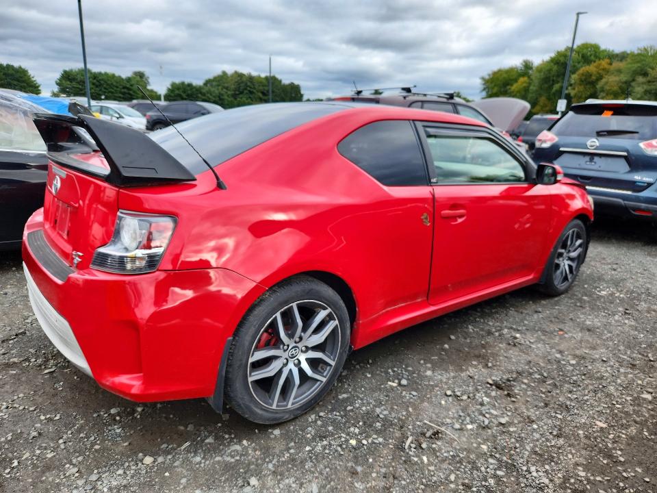 Photo 3 from auction – 2015 SCION TC with VIN JTKJF5C77F3094158