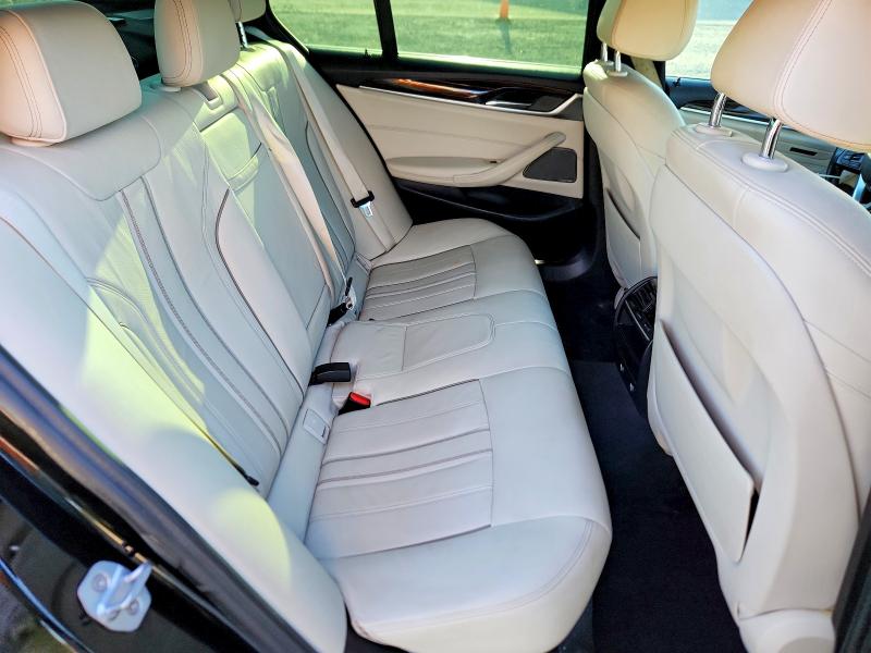 صورة رقم 10 من المزاد - 2019 BMW 530 مع VIN WBAJA7C57KWW26756