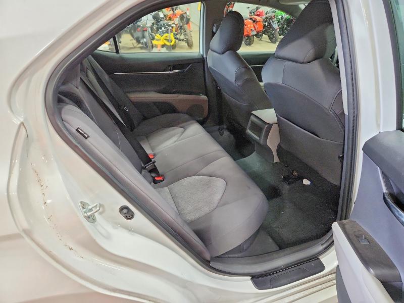 Zdjęcie 10 z aukcji – 2022 TOYOTA CAMRY z VIN 4T1C31AK6NU587505