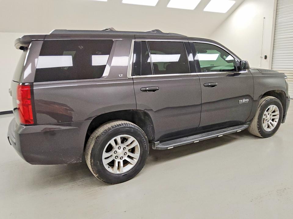 Photo 3 from auction – 2017 CHEVROLET TAHOE with VIN 1GNSKBKC7HR193381
