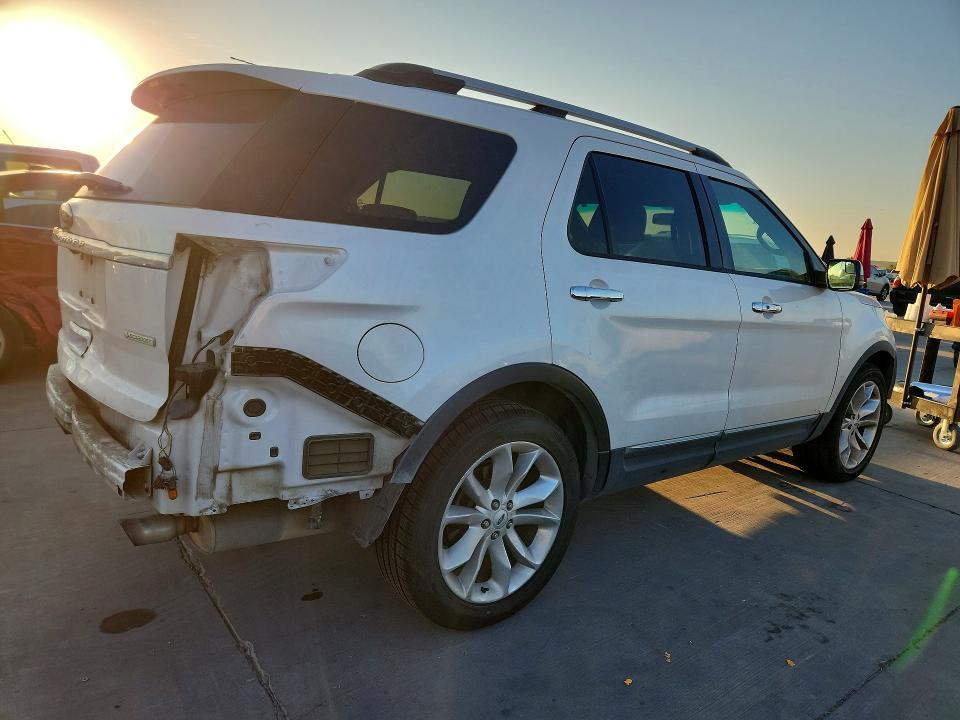 Photo 3 from auction – 2013 FORD EXPLORER with VIN 1FM5K7F92DGA66640
