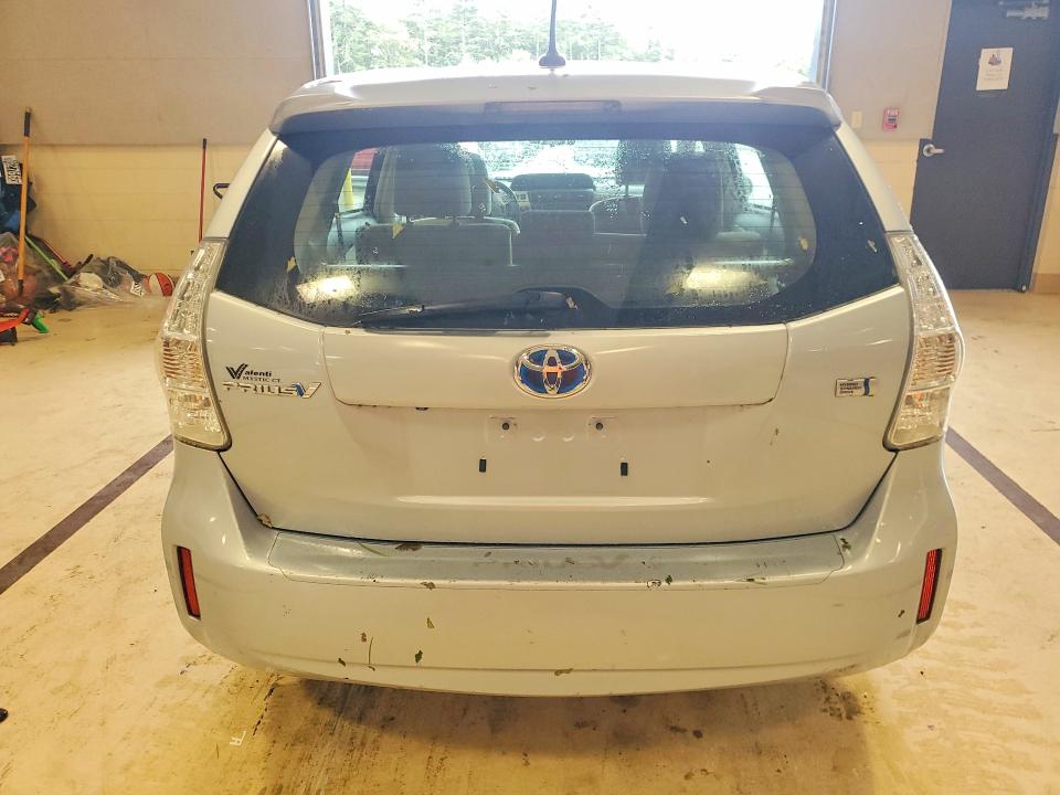 Foto 6 de la subasta – 2012 TOYOTA PRIUS V con VIN JTDZN3EU4C3016274