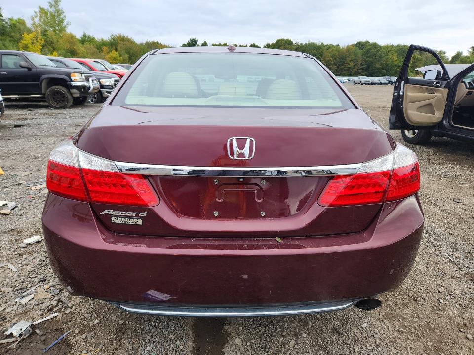 Photo 6 from auction – 2015 HONDA ACCORD with VIN 1HGCR2F89FA153038