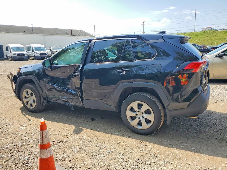 Снимка 2 от търг – 2023 TOYOTA RAV4 с VIN 2T3H1RFVXPC245659