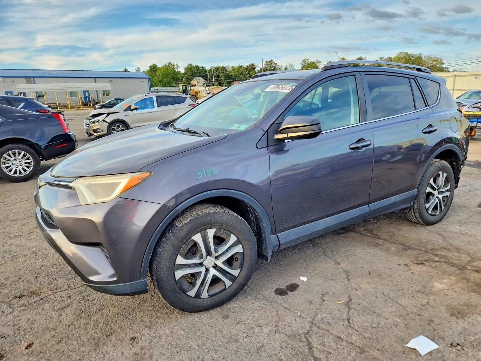 TOYOTA RAV4 2017 с VIN 2T3BFREV7HW604491 - Снимка от търг