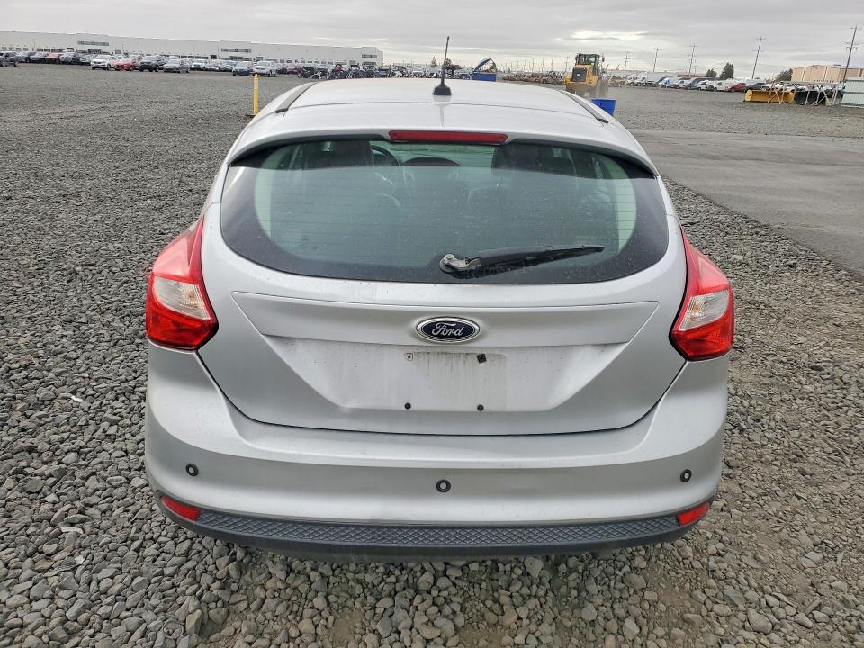 Снимка 6 от търг – 2012 FORD FOCUS с VIN 1FAHP3N27CL274296