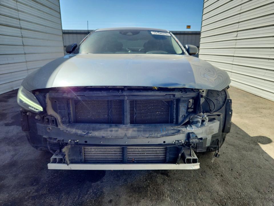 Zdjęcie 5 z aukcji – 2018 VOLVO S90 z VIN LVY992MLXJP016060