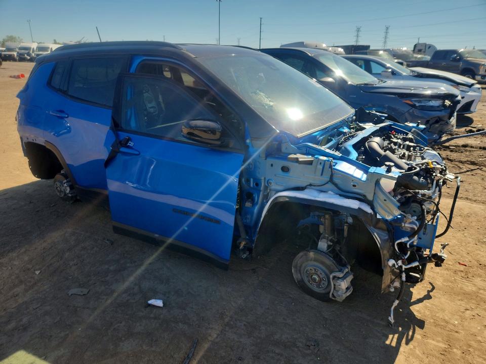 Photo 4 from auction – 2026 JEEP COMPASS with VIN 3C4NJDDN3TT152975