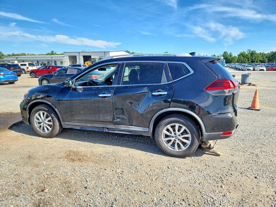 Photo 2 from auction – 2018 NISSAN ROGUE with VIN KNMAT2MT2JP591856