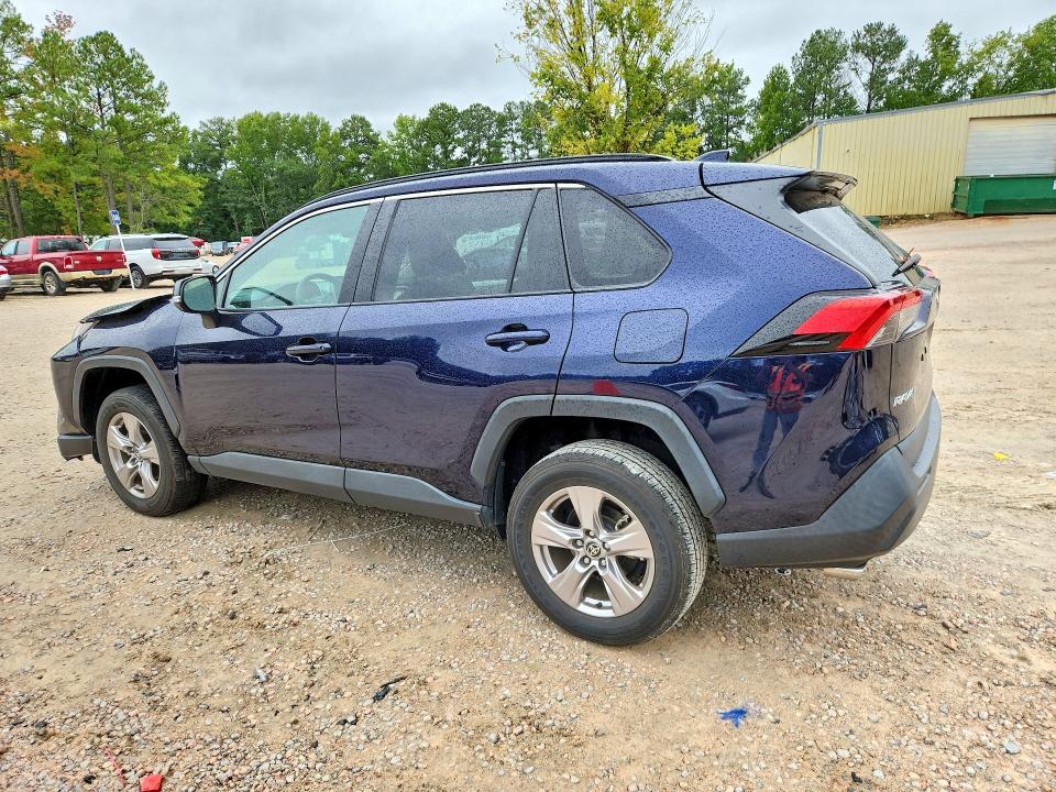 Photo 2 from auction – 2023 TOYOTA RAV4 with VIN 2T3W1RFV0PW250438