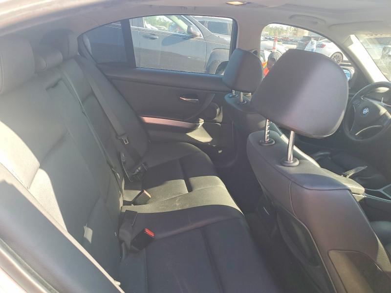 Photo 10 from auction – 2006 BMW 330 with VIN WBAVB33586PS06740