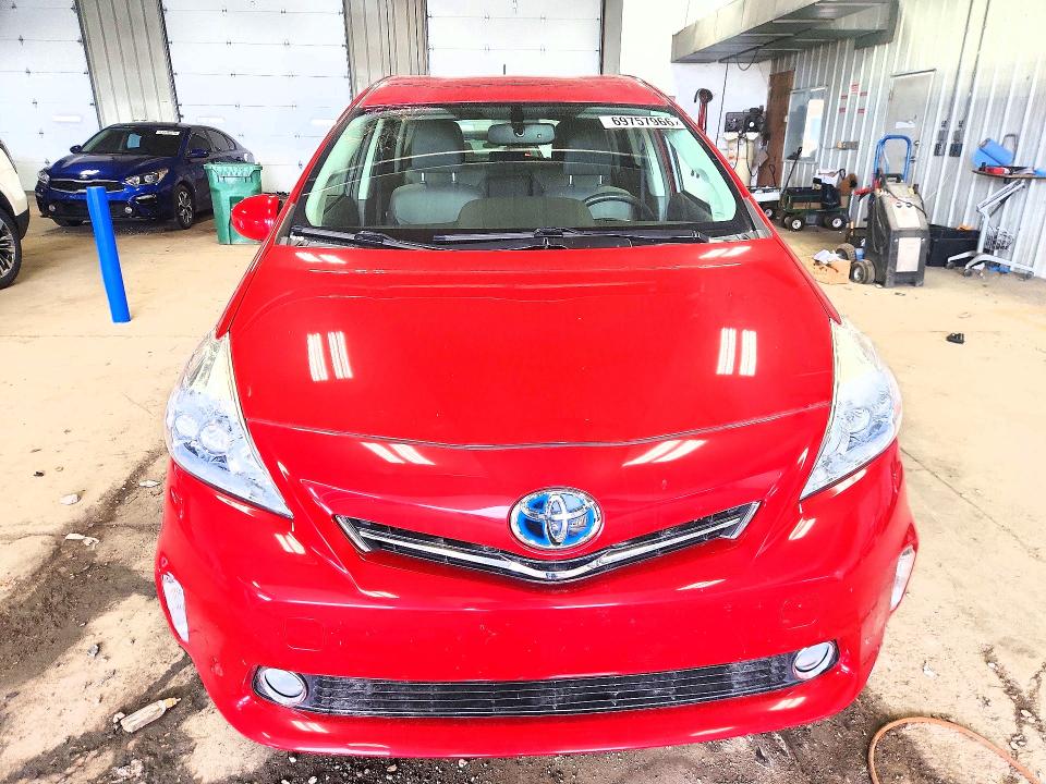 Photo 5 from auction – 2013 TOYOTA PRIUS V with VIN JTDZN3EU9D3264084