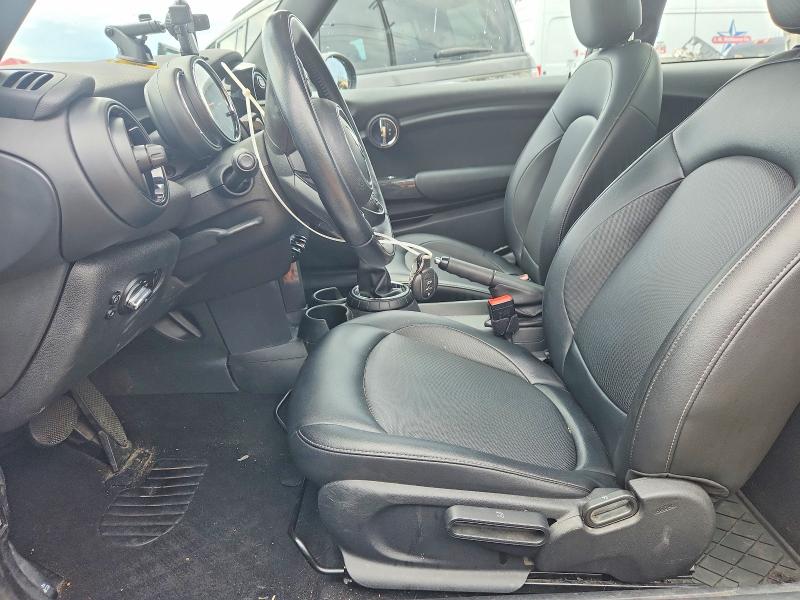 Photo 7 from auction – 2016 MINI COOPER with VIN WMWXP5C51G3B76238