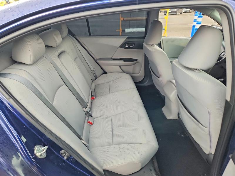 Photo 10 from auction – 2015 HONDA ACCORD with VIN 1HGCR2F3XFA229015