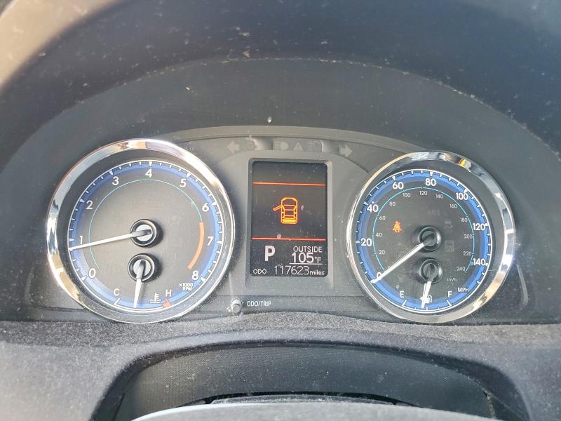 Photo 9 from auction – 2018 TOYOTA COROLLA with VIN 5YFBURHE5JP843328