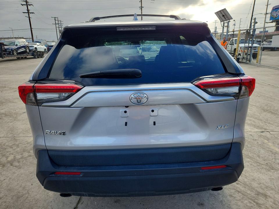Photo 6 from auction – 2024 TOYOTA RAV4 with VIN 2T3C1RFV0RC256134